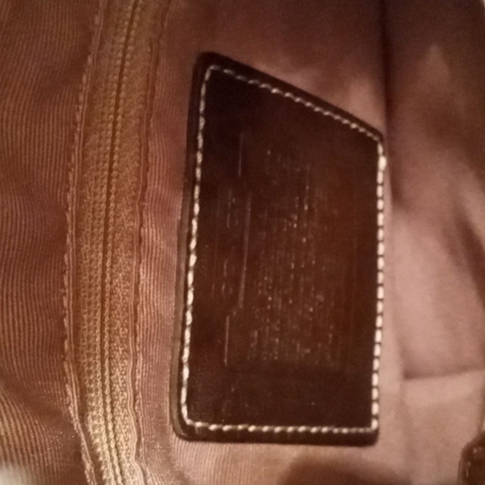 Coach Signature Shearling (FO52BK47) Crossbody Bag - Picture 2 of 8